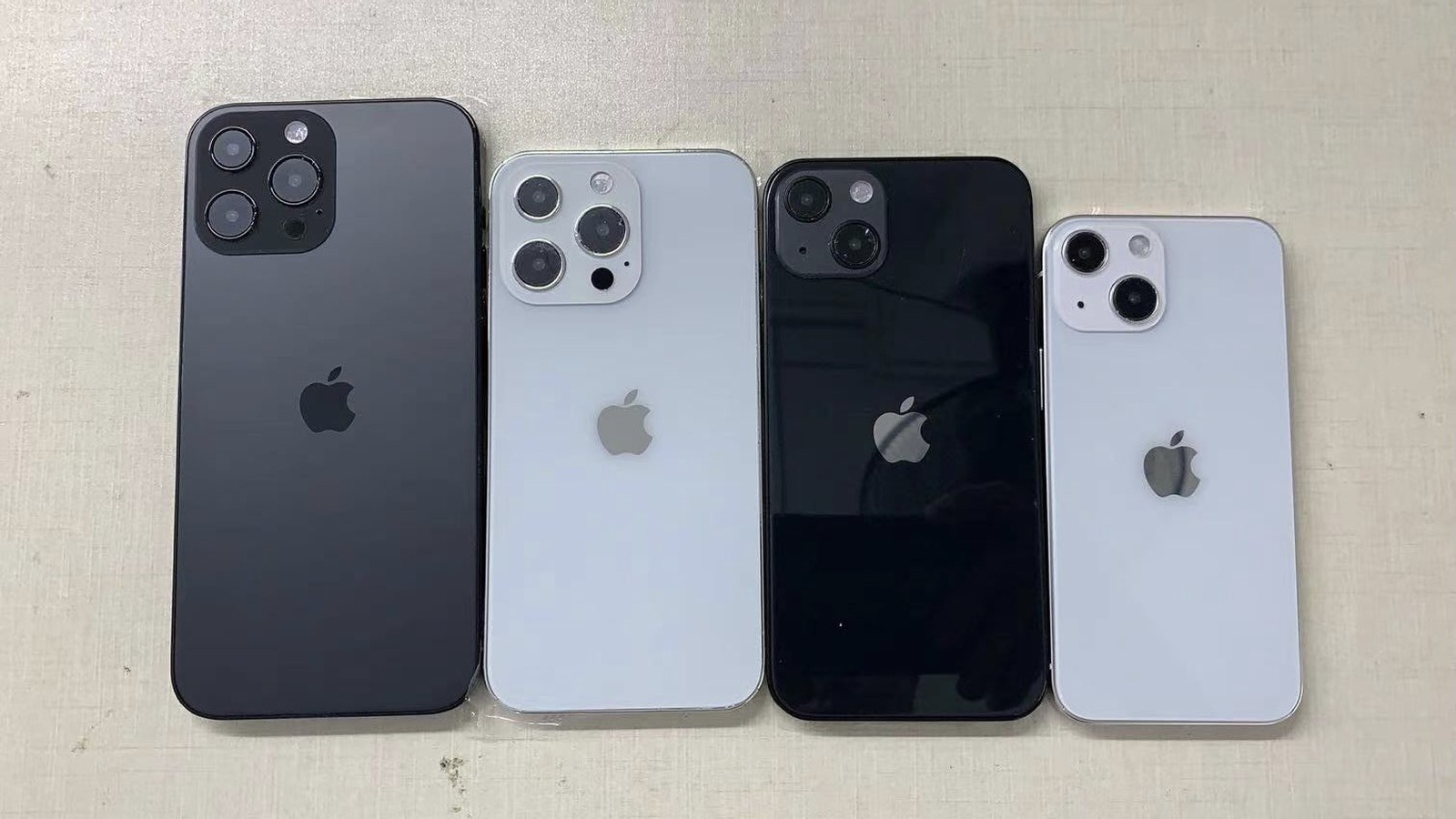 Iphone 13 mini фото