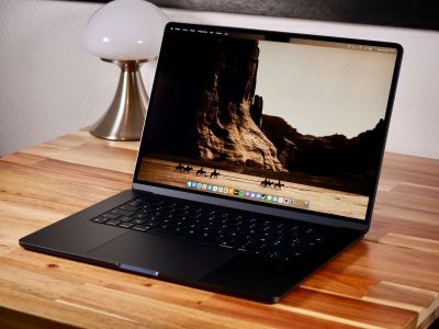 Apple запатентовала интерактивный трекпад для MacBook